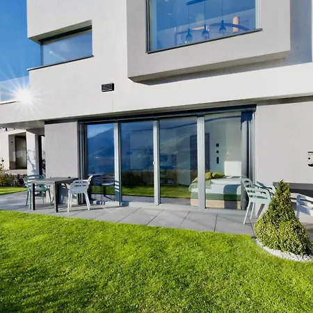 Alpine Retreat 1 *