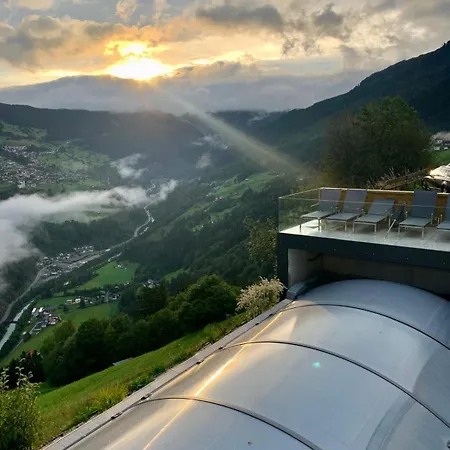 Alpine Retreat Apartment